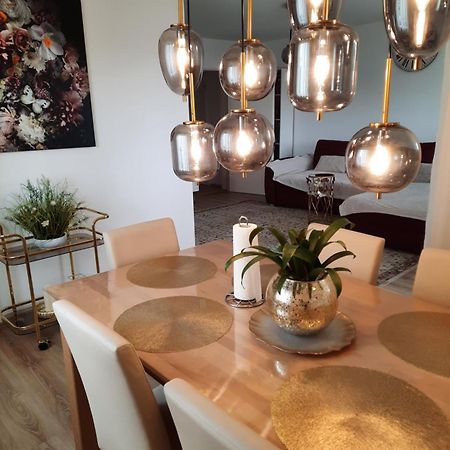 Moderne 3Zimmer Wohnung, In Koenigsbrunn Bei Augsburg Exteriör bild