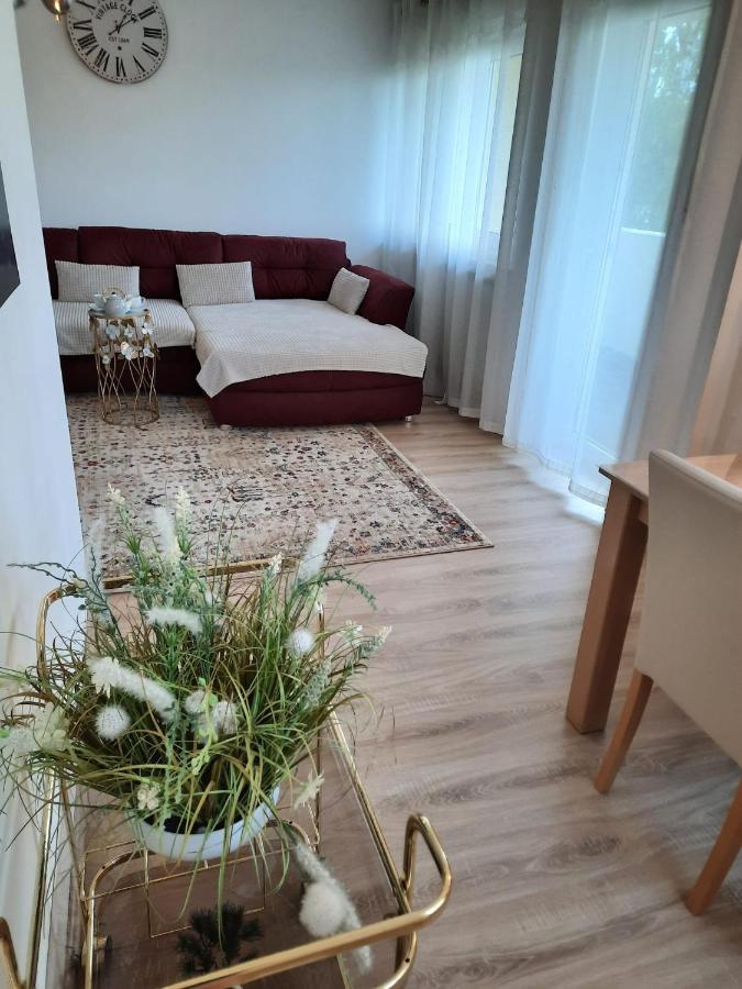Moderne 3Zimmer Wohnung, In Koenigsbrunn Bei Augsburg Exteriör bild