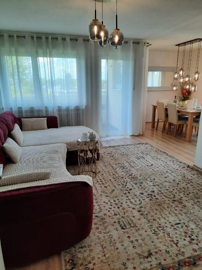 Moderne 3Zimmer Wohnung, In Koenigsbrunn Bei Augsburg Exteriör bild
