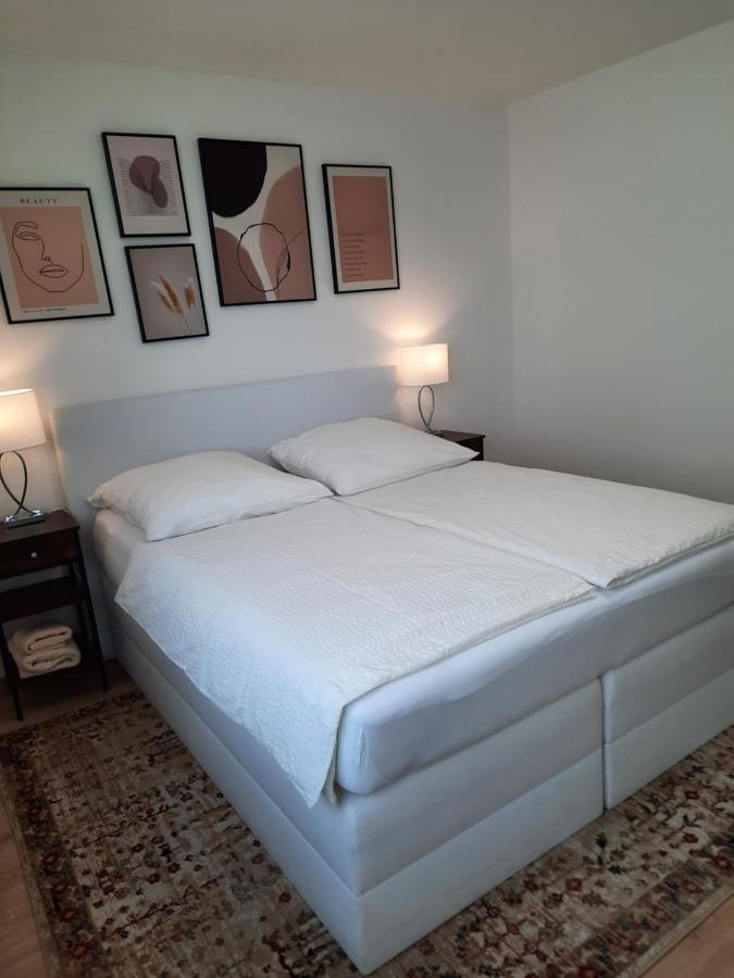 Moderne 3Zimmer Wohnung, In Koenigsbrunn Bei Augsburg Exteriör bild