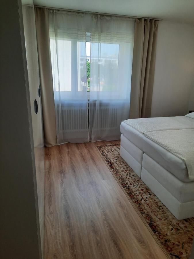Moderne 3Zimmer Wohnung, In Koenigsbrunn Bei Augsburg Exteriör bild